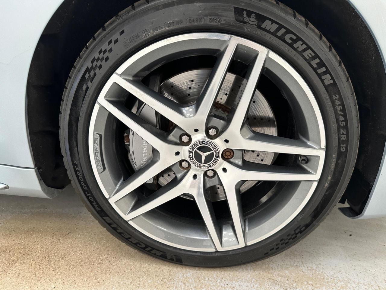Mercedes-Benz S Class LL69JXX