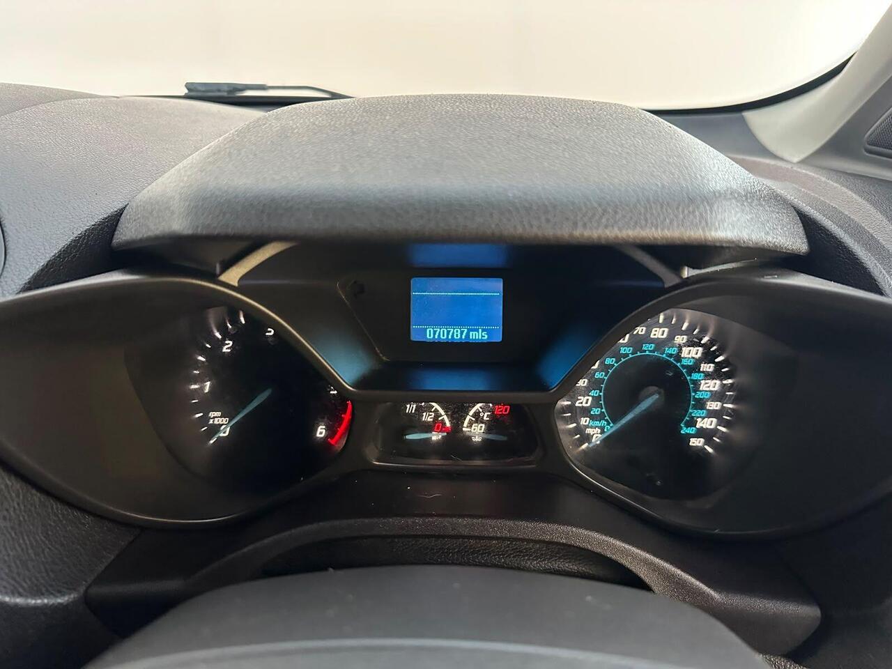Ford Transit Connect YJ18YCY