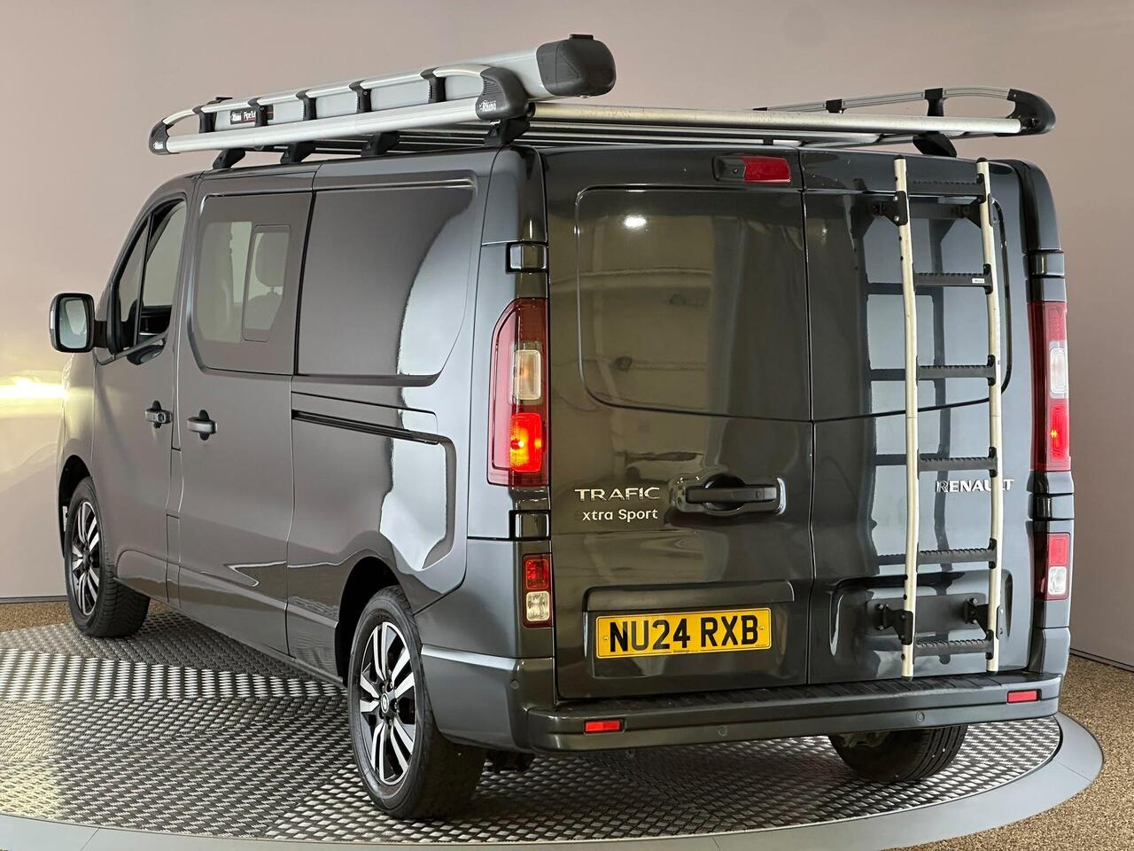 Renault Trafic NU24RXB