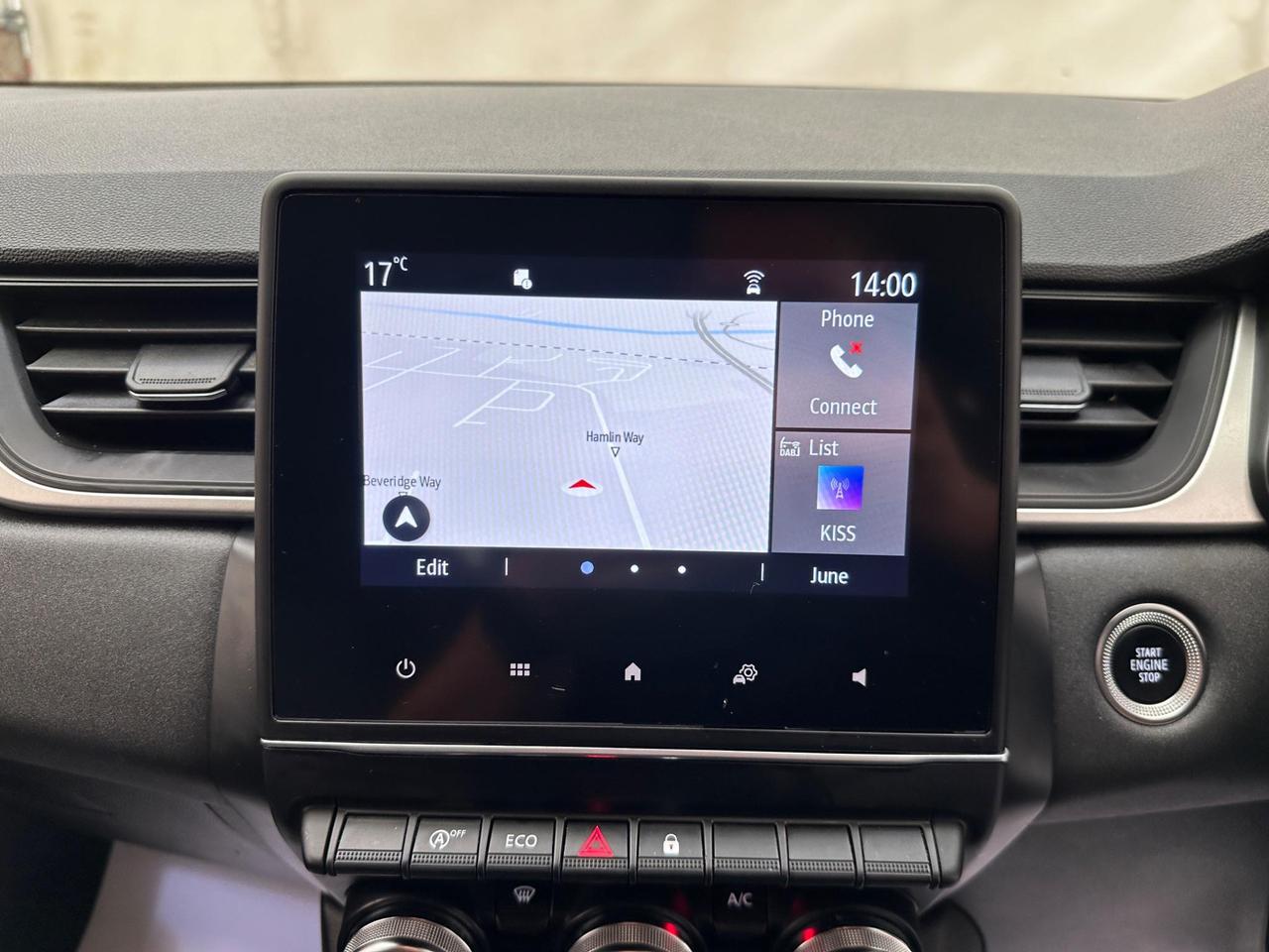 Renault Captur NL22YHZ
