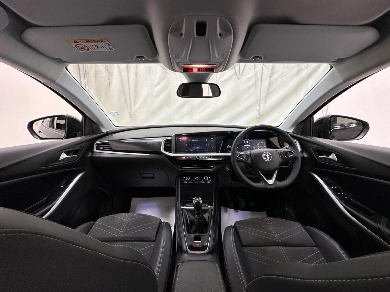 Vauxhall Grandland GD73LXL