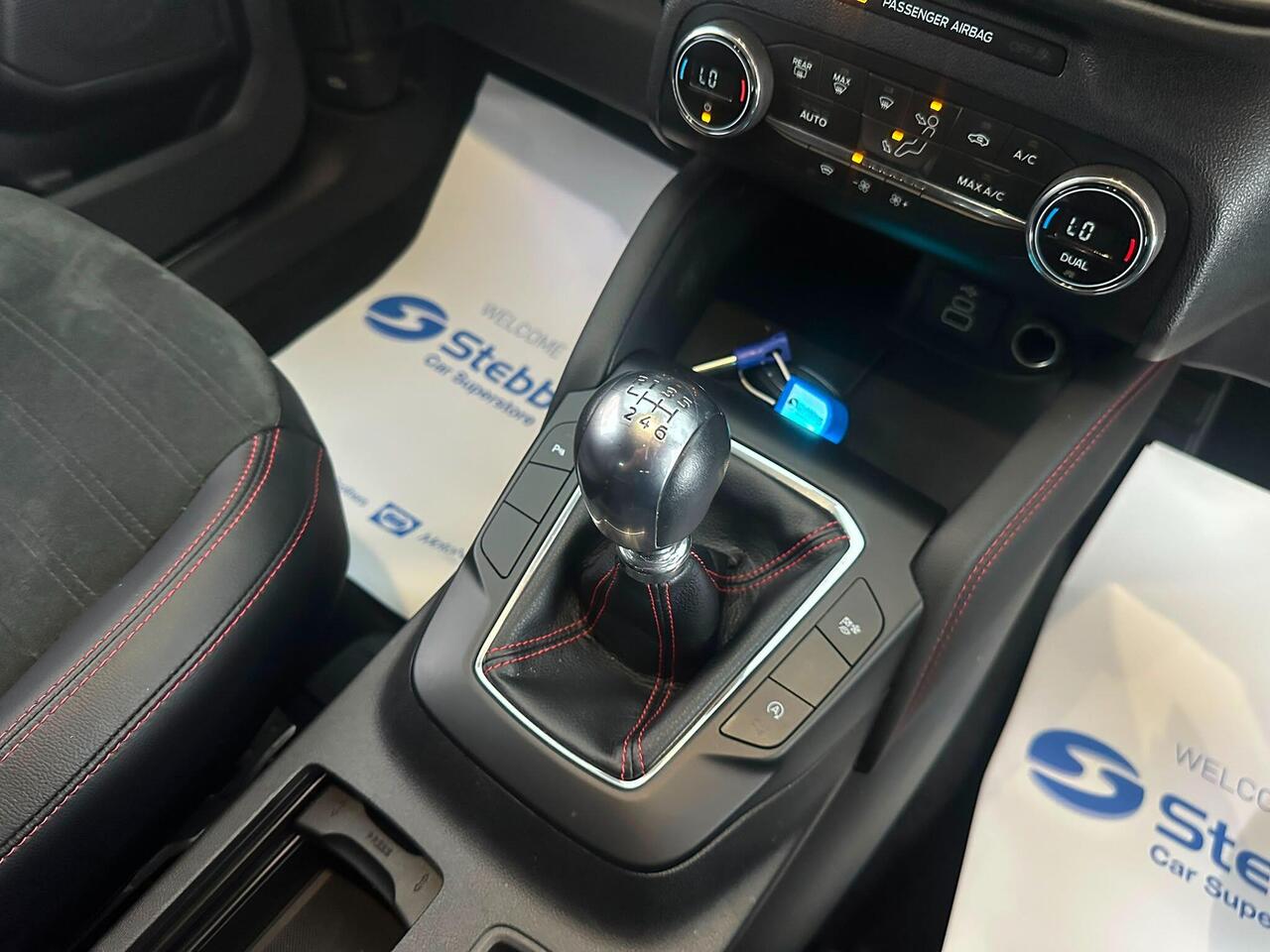 Ford Kuga YS22DYO