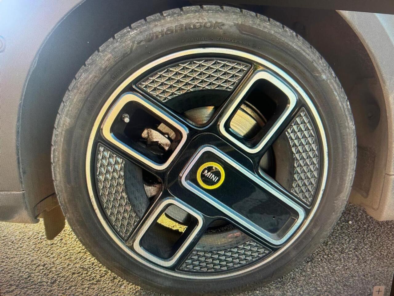 MINI Electric Convertible WP24VCF