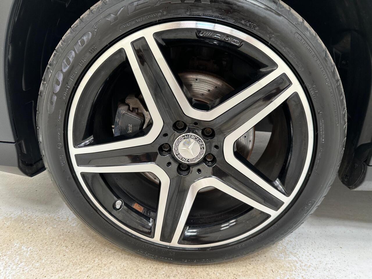 Mercedes-Benz GLA EY15HRN