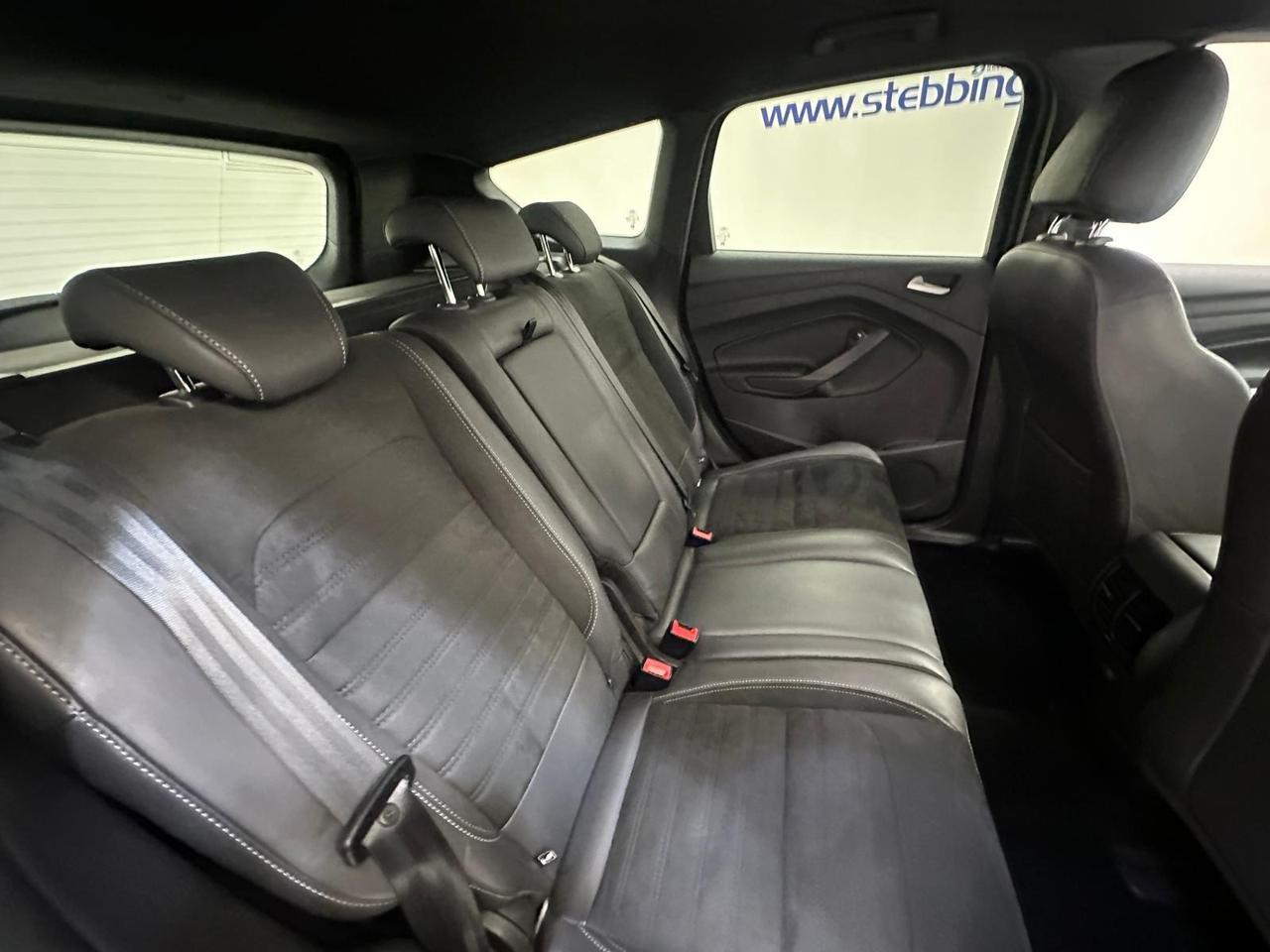 Ford Kuga AY17NRV