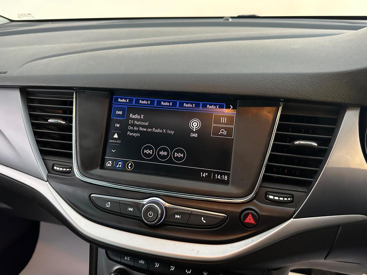 Vauxhall Astra DU70YZC