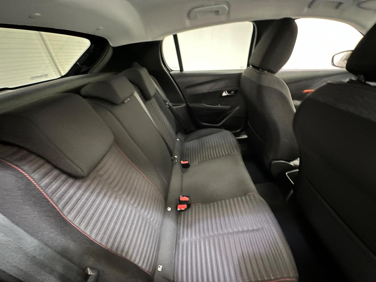 Peugeot 208 AJ23DWM