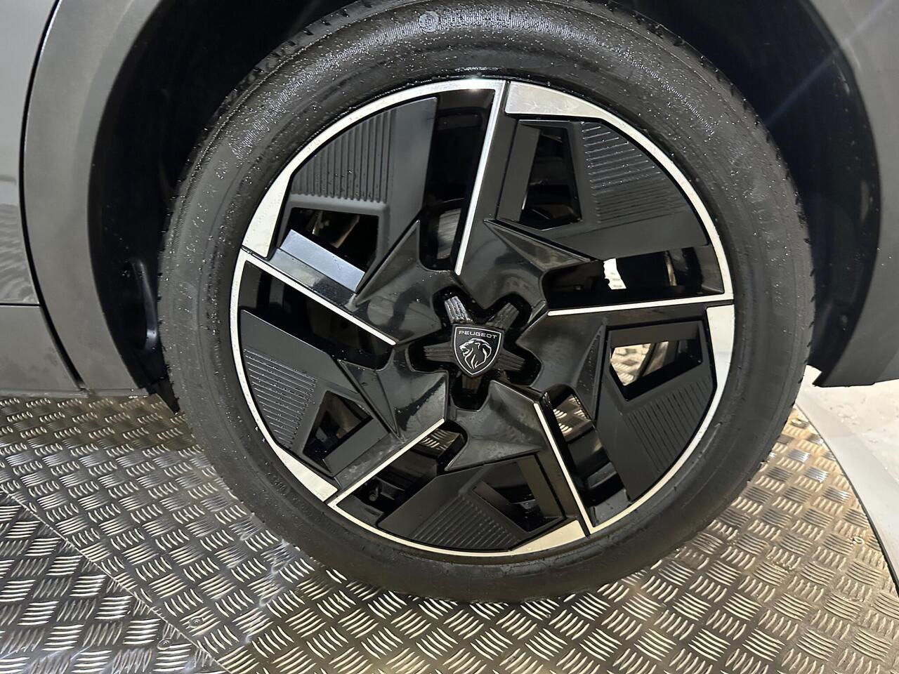 Peugeot 408 NU23XYH