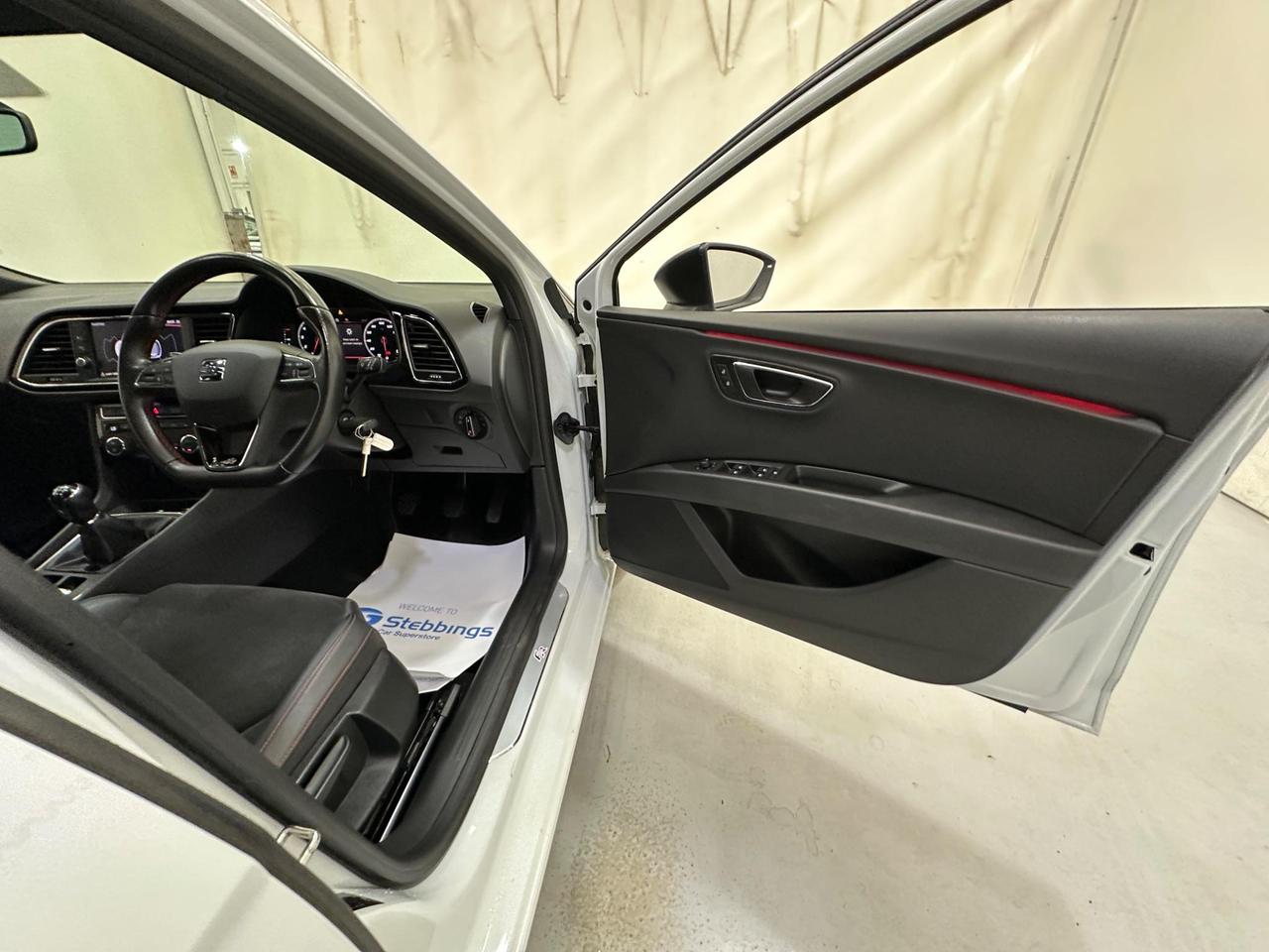 SEAT Leon YA69LHE