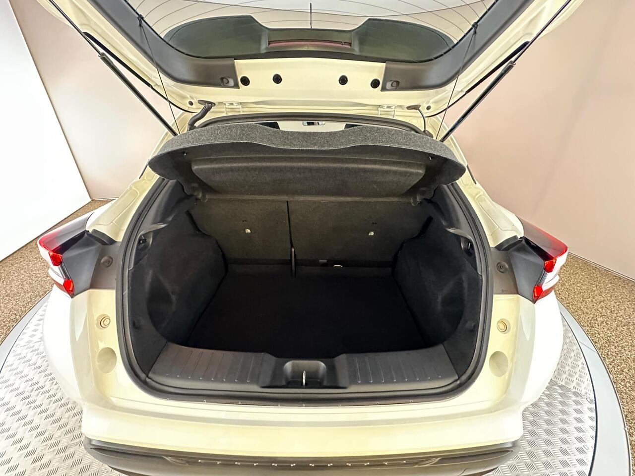 Nissan Juke YE23LGL