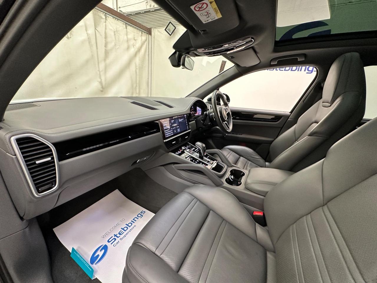Porsche Cayenne AK18UXX