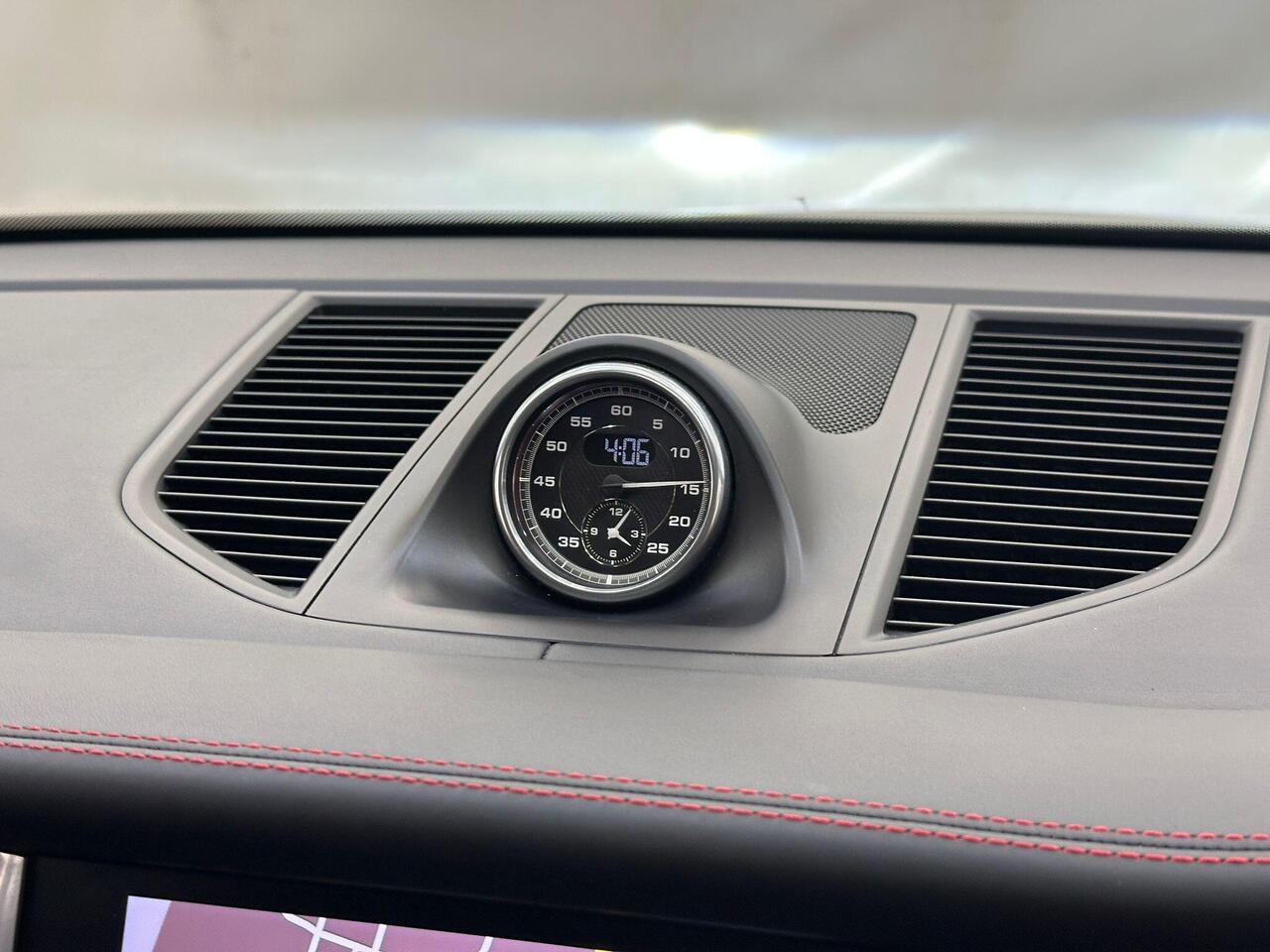 Porsche Macan WM66DZS