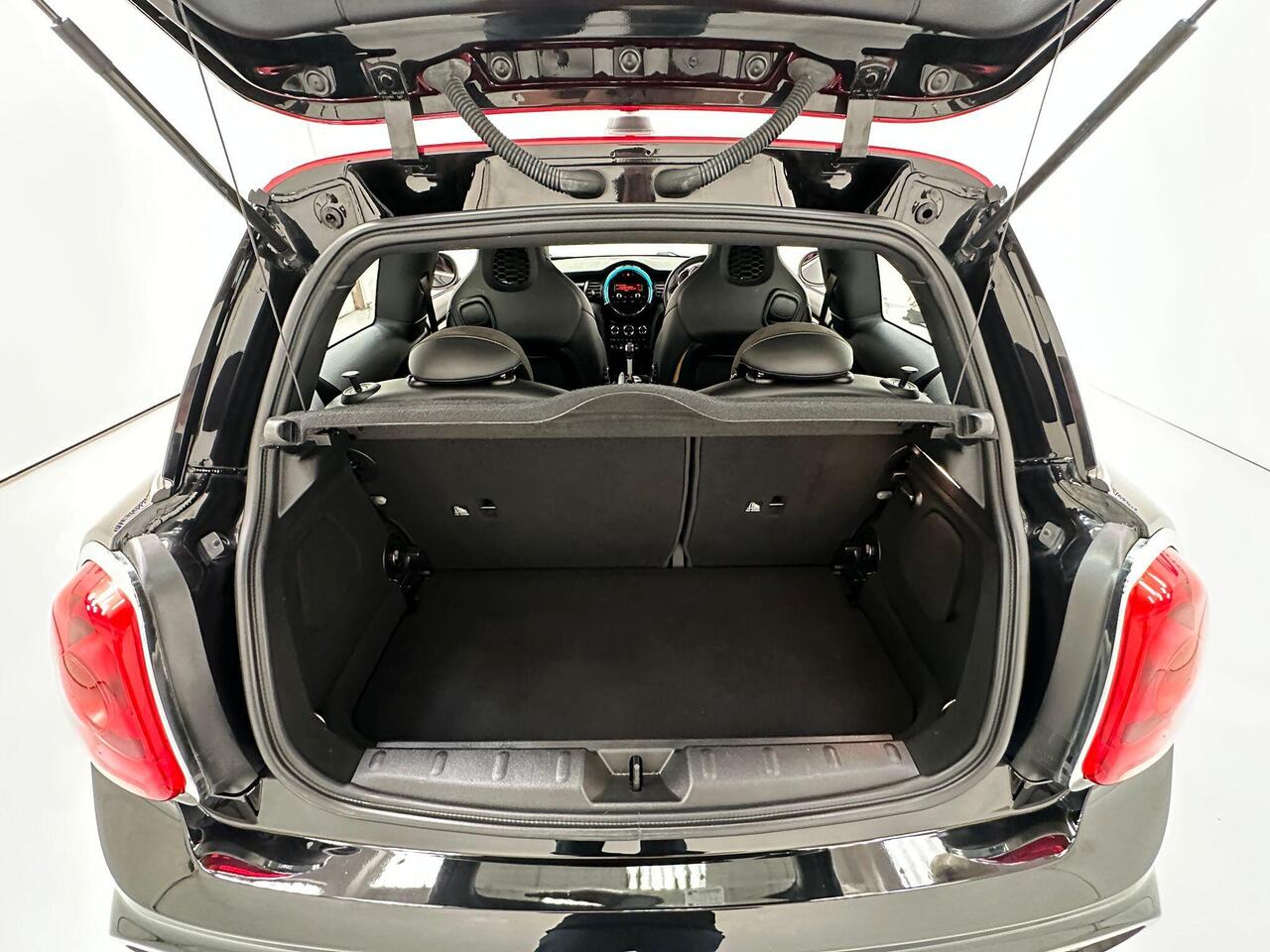 MINI Hatch KS67HYX