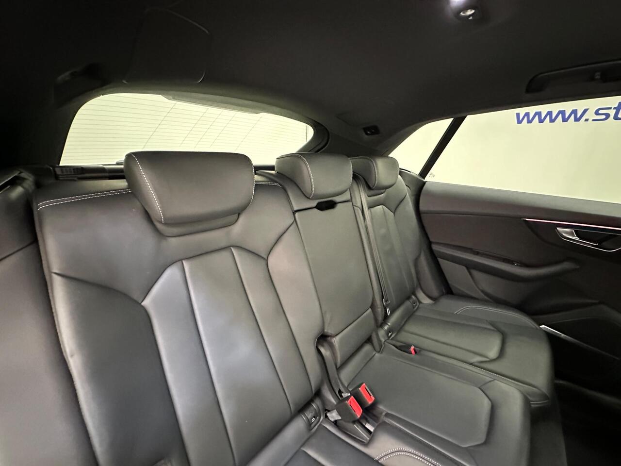 Audi Q8 DE71EBA