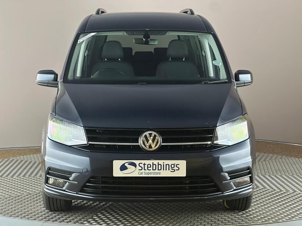 Volkswagen Caddy Maxi Life EY20XLT