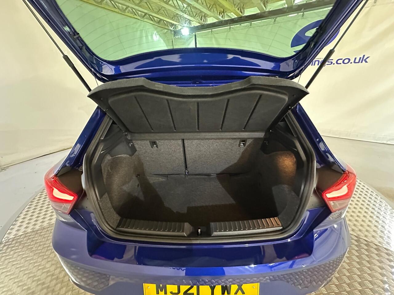 SEAT Ibiza MJ21YWX