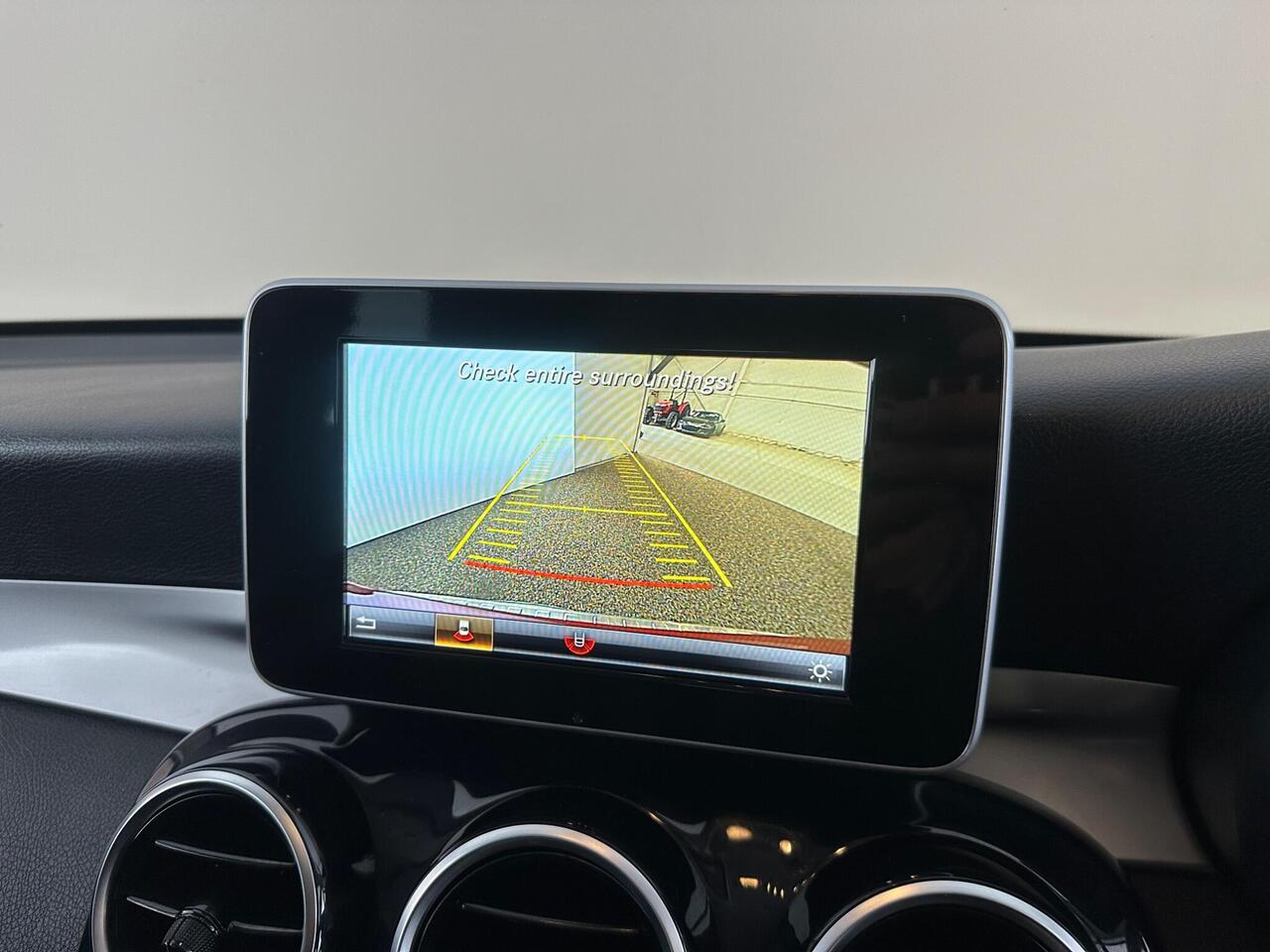 Mercedes-Benz GLC YM19PNO