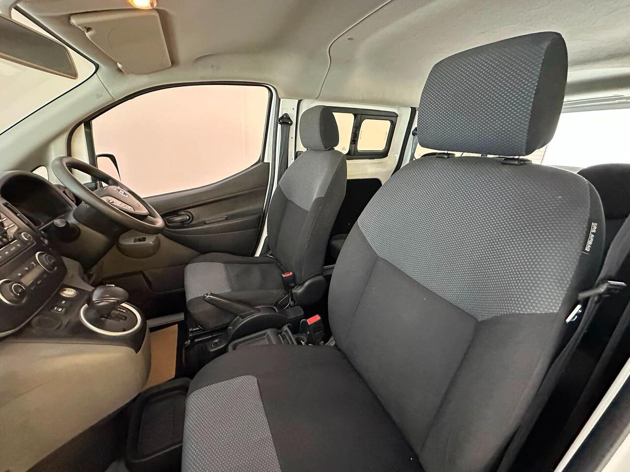 Nissan e-NV200 DL69EAY