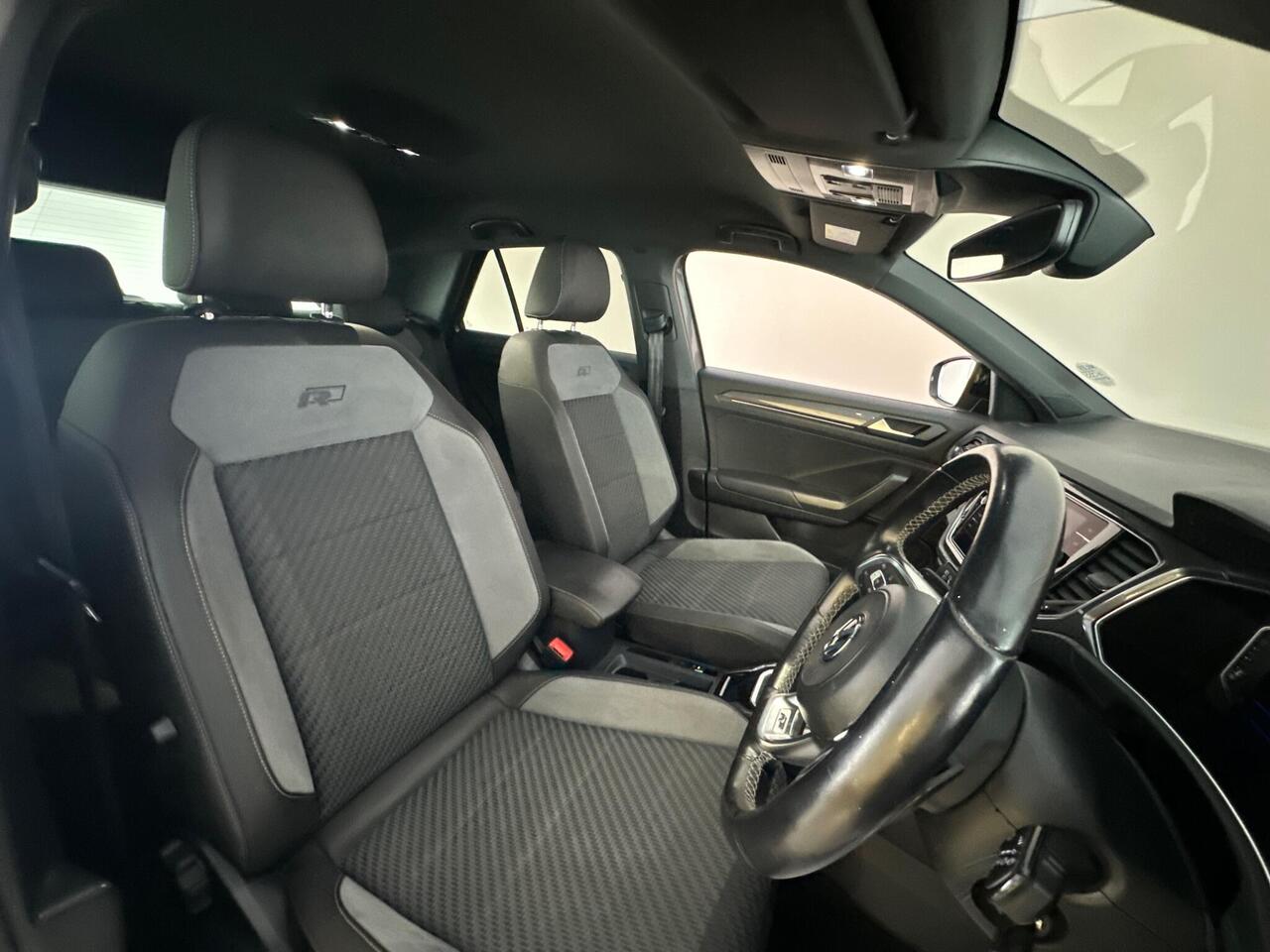 Volkswagen T-Roc VO69HNL