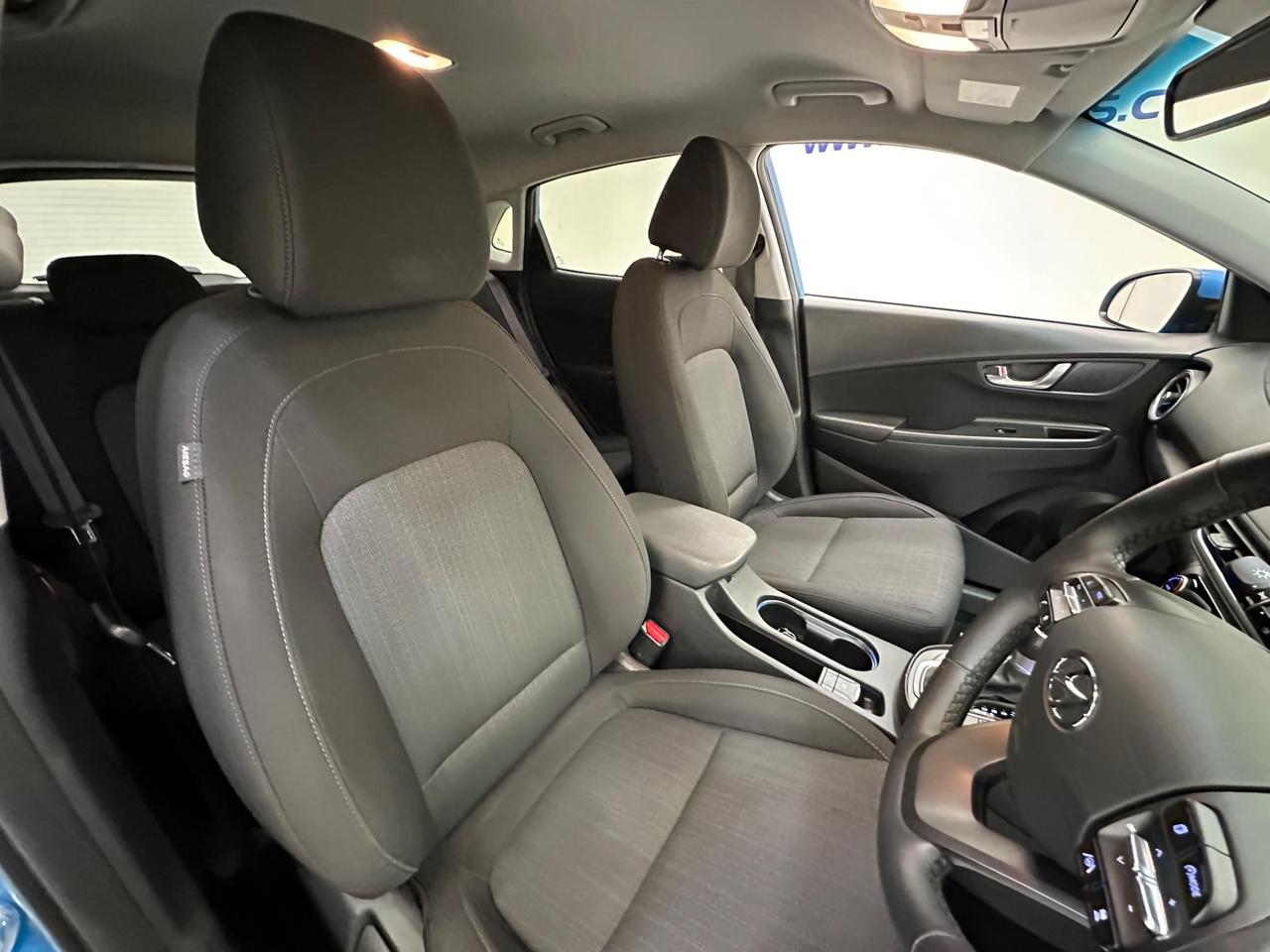 Hyundai KONA DU71YMC