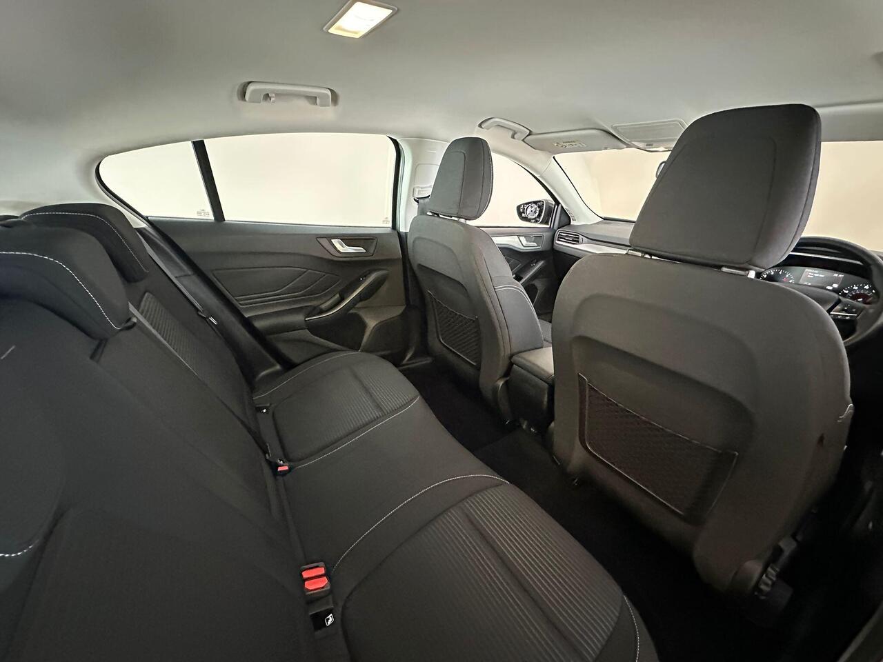 Ford Focus KW69ZVB