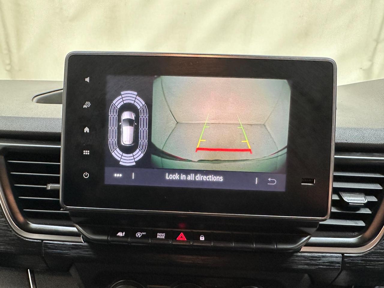 Nissan Primastar DL72BWH