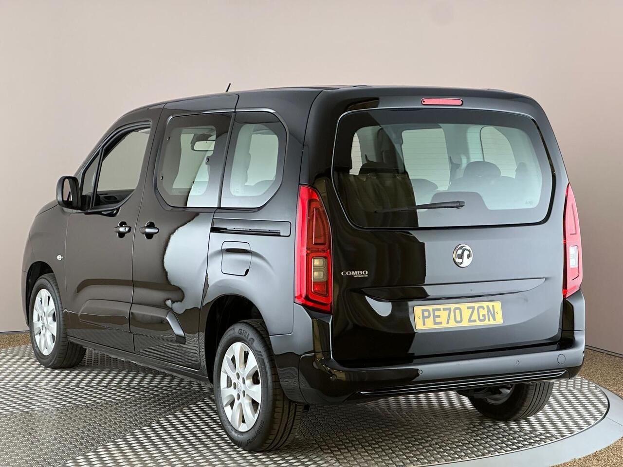 Vauxhall Combo Life PE70ZGN