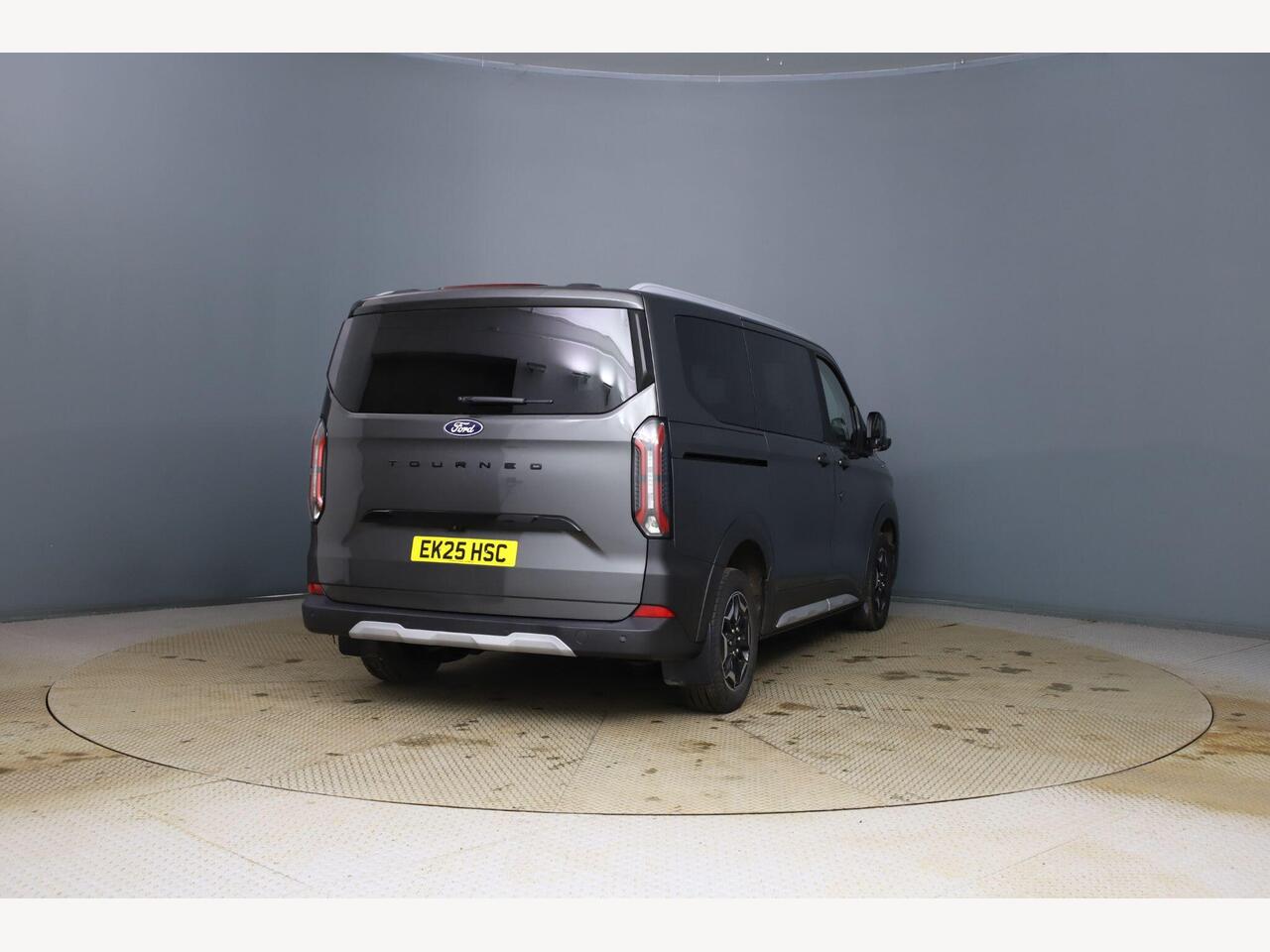 Ford Tourneo Custom EK25HSC