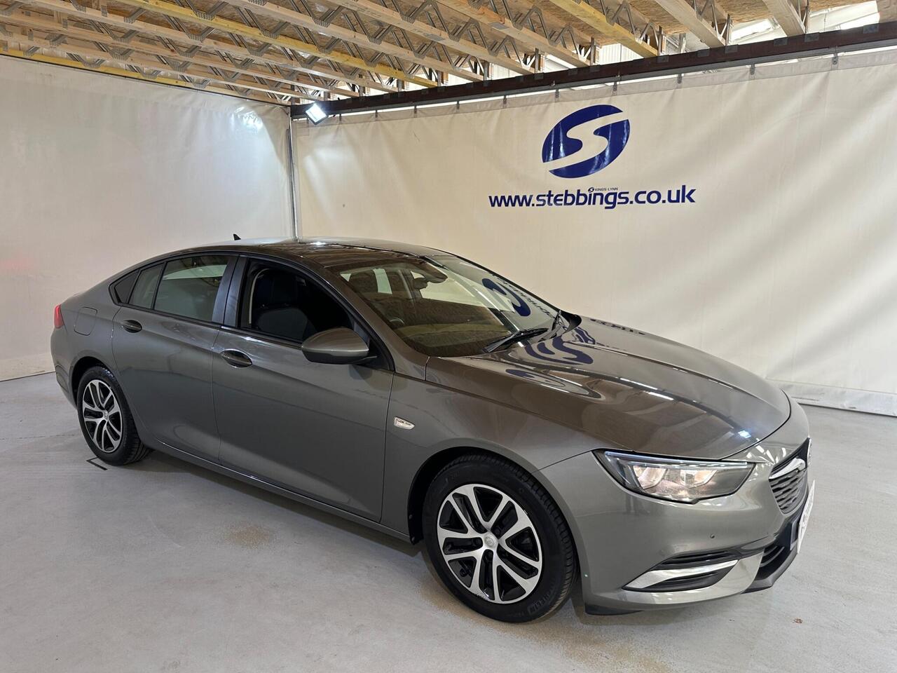 Vauxhall Insignia FM19DVL