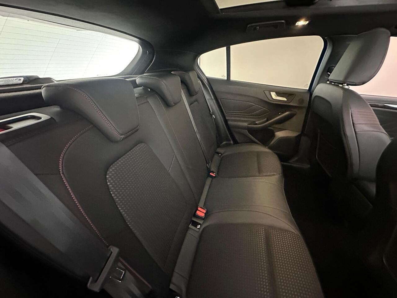Ford Focus YF71ZPW