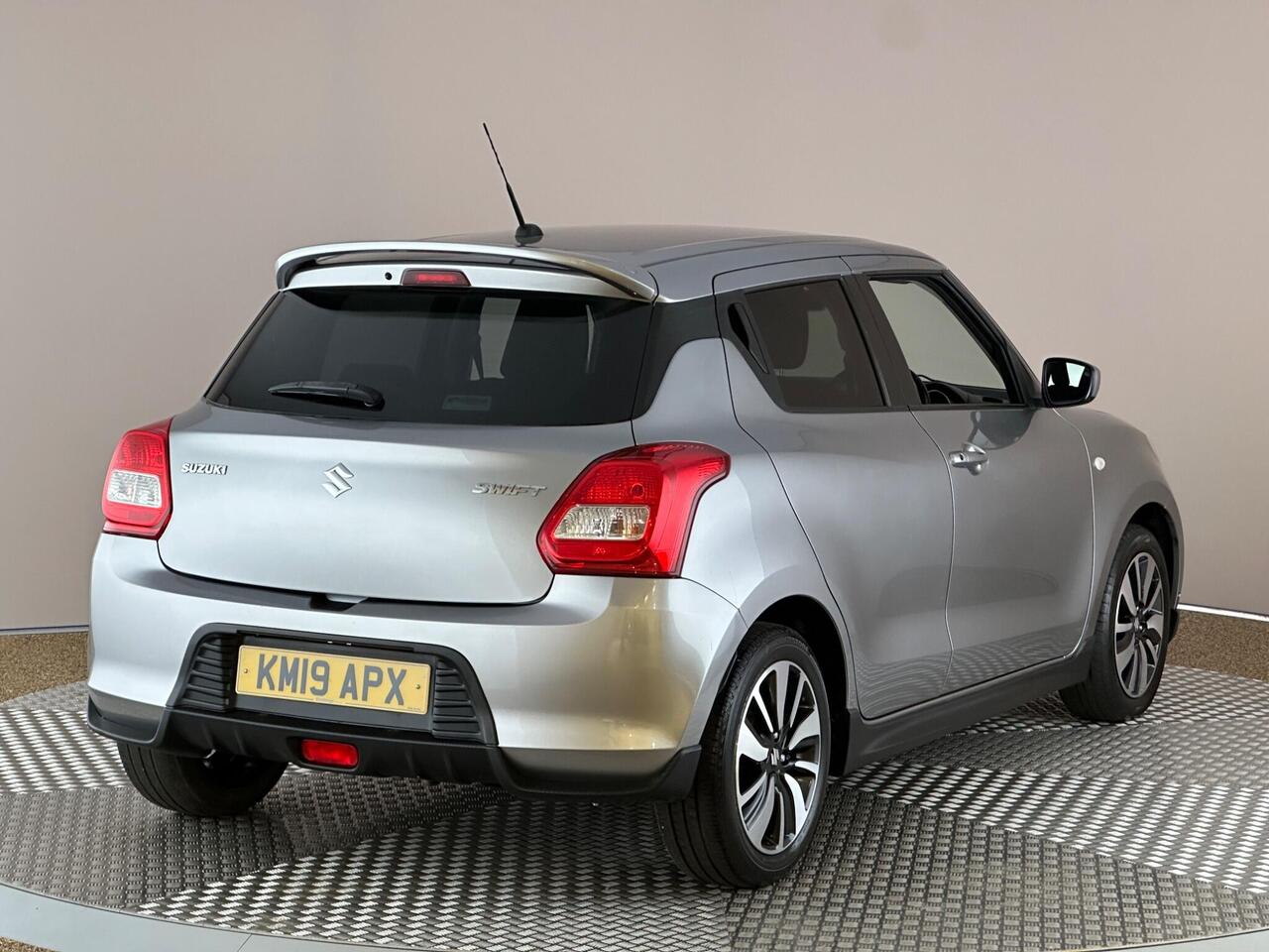 Suzuki Swift KM19APX