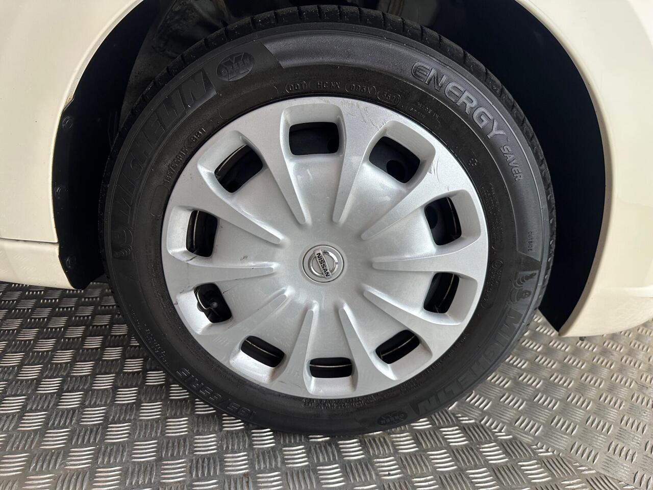 Nissan Micra YC22CZV