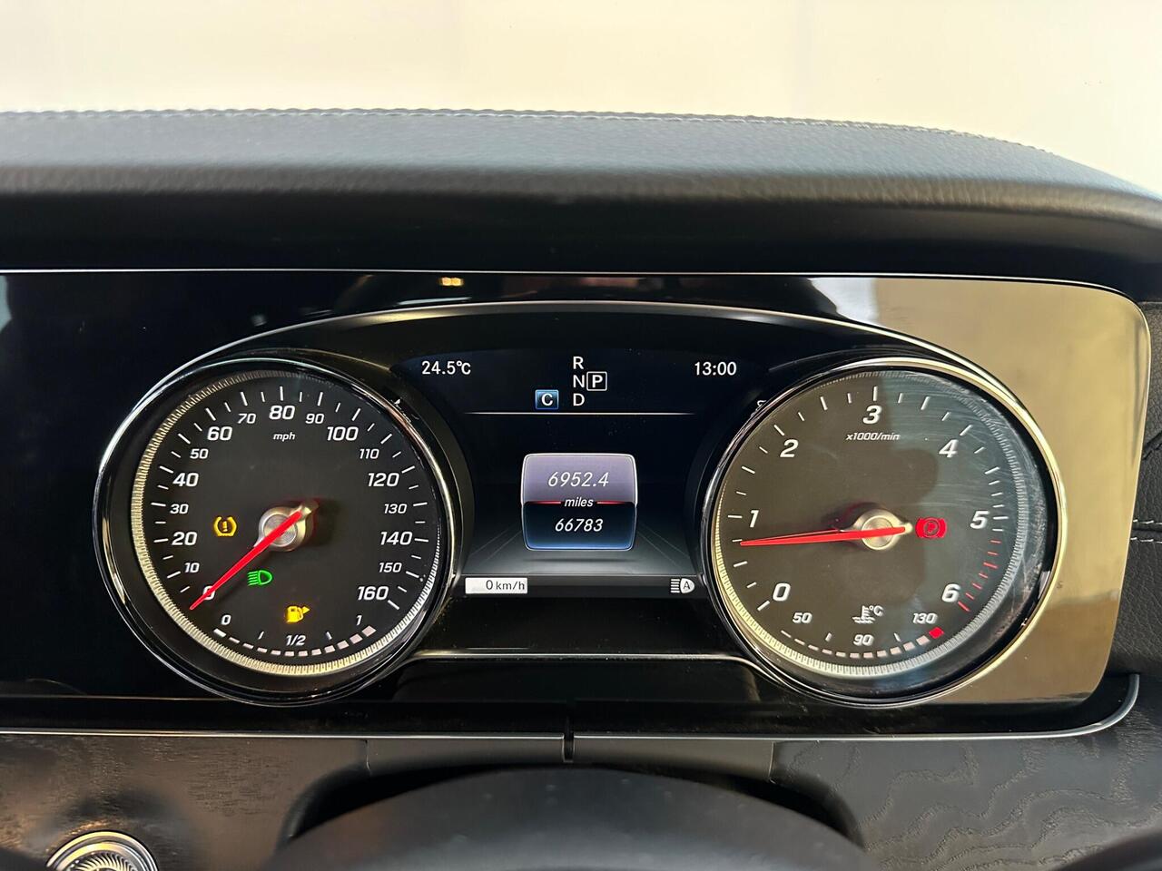 Mercedes-Benz E Class YD67CEF