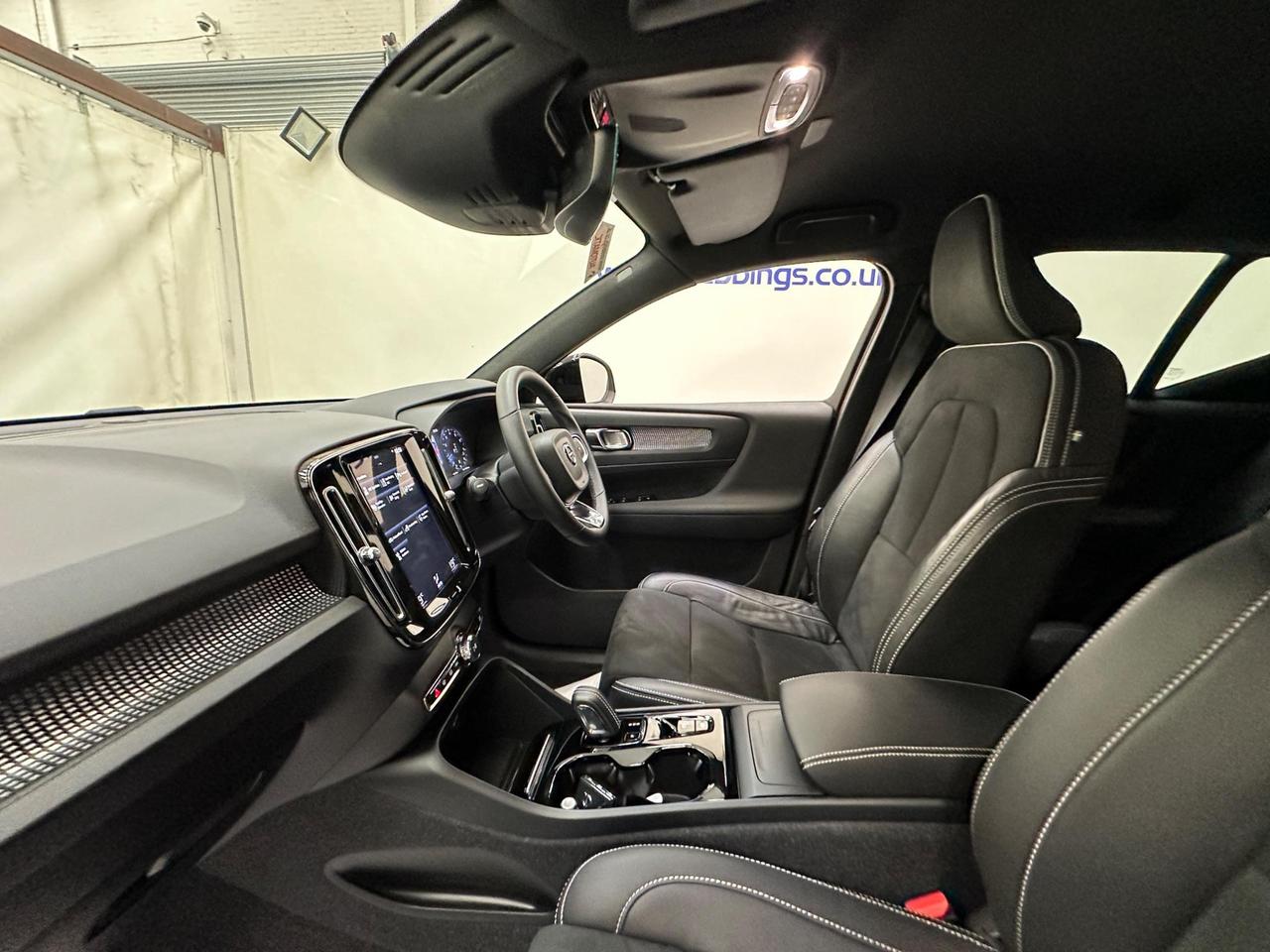 Volvo XC40 YP71ZVR