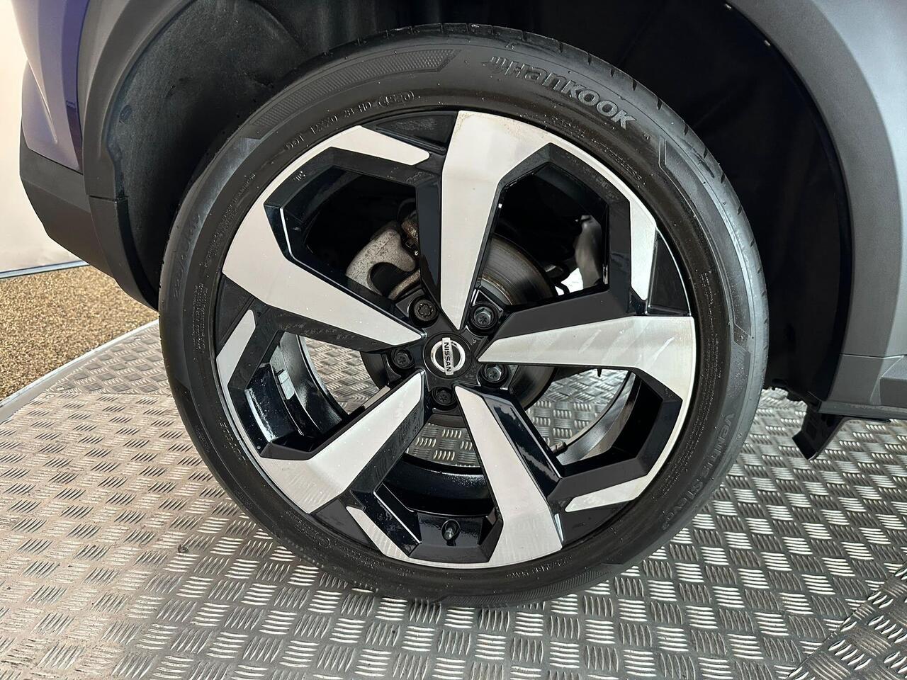 Nissan Juke LF21PUE