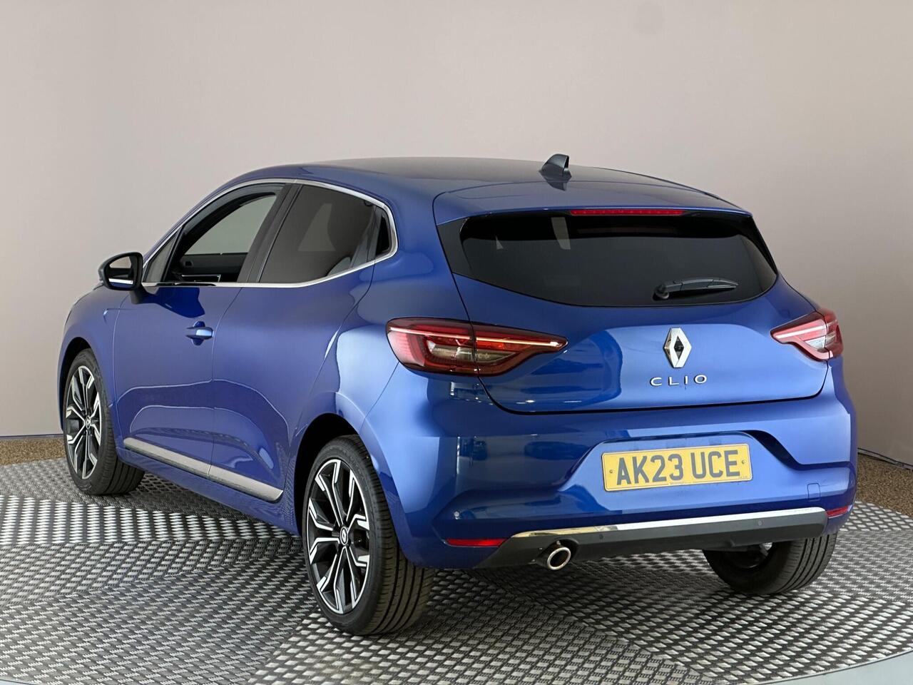 Renault Clio AK23UCE