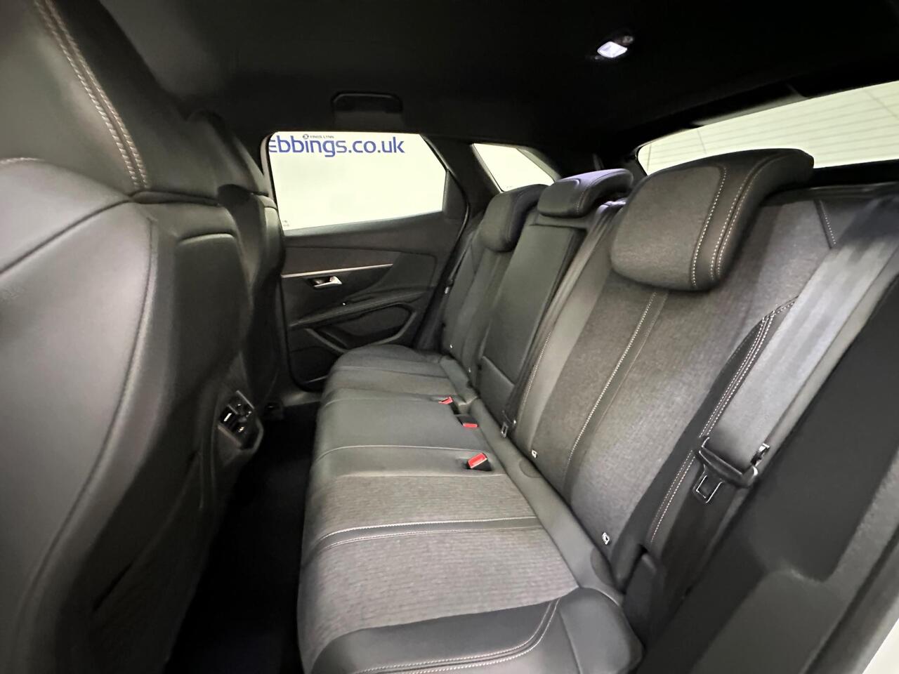 Peugeot 3008 KP69UZV