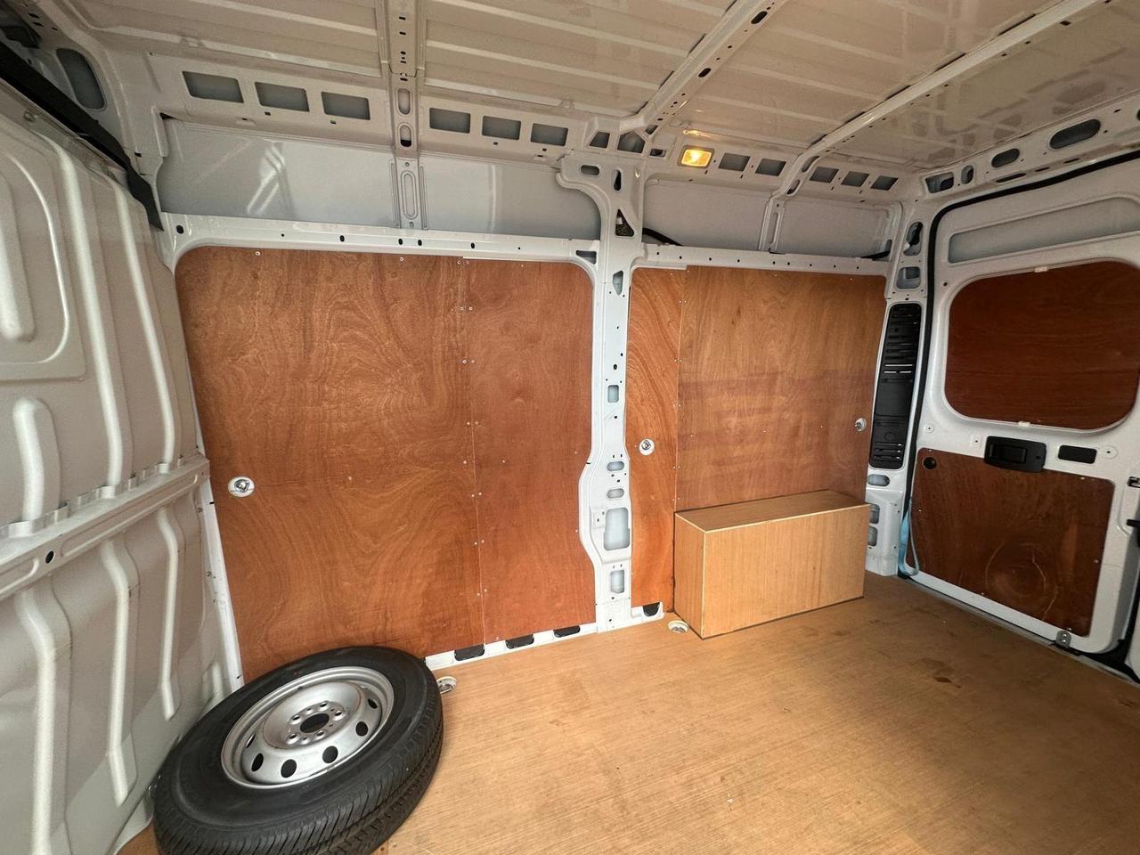 Vauxhall Movano DS23XNU