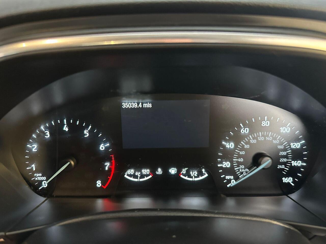 Ford Focus AO69TXA