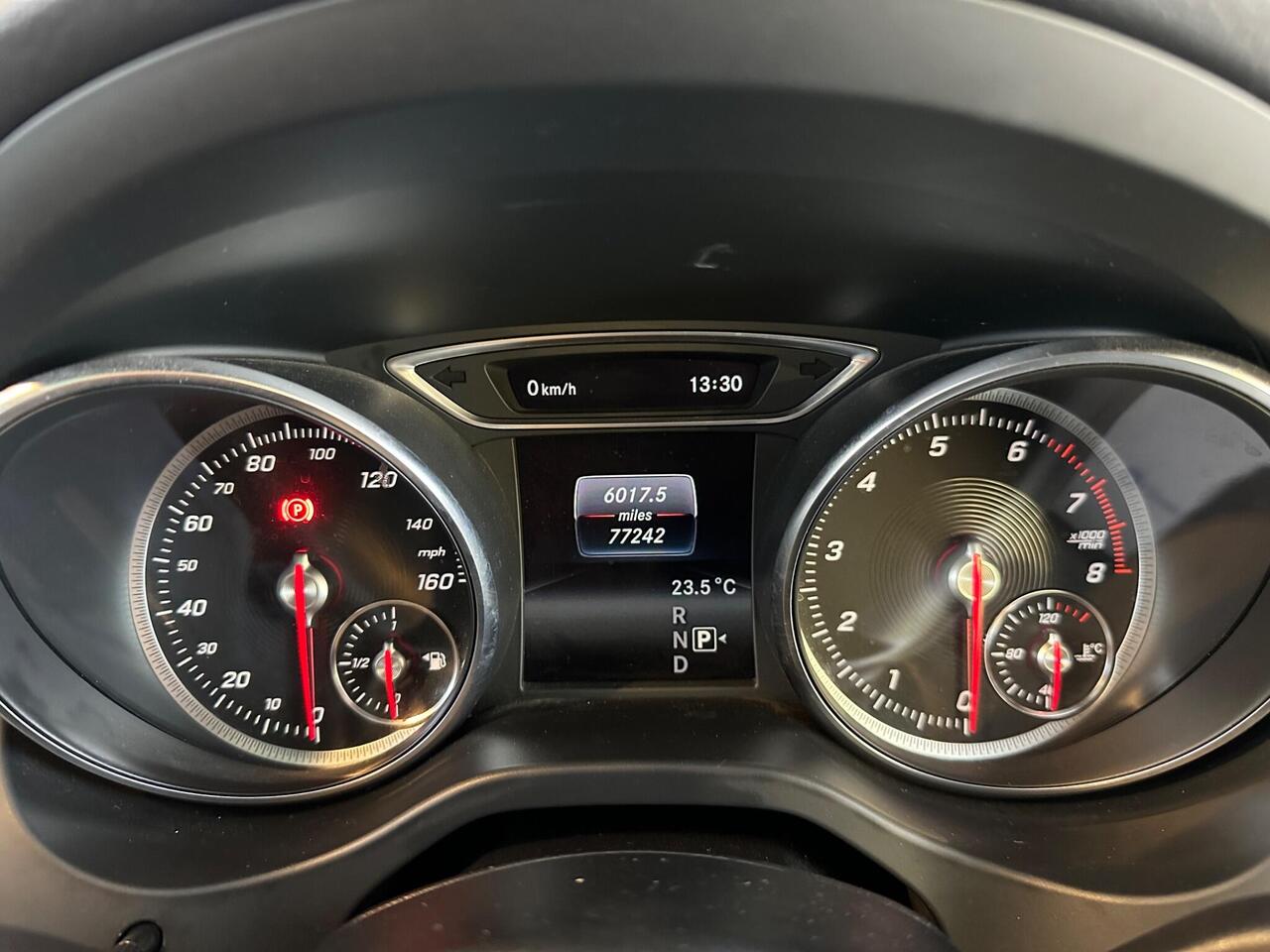 Mercedes-Benz GLA CK18ARZ