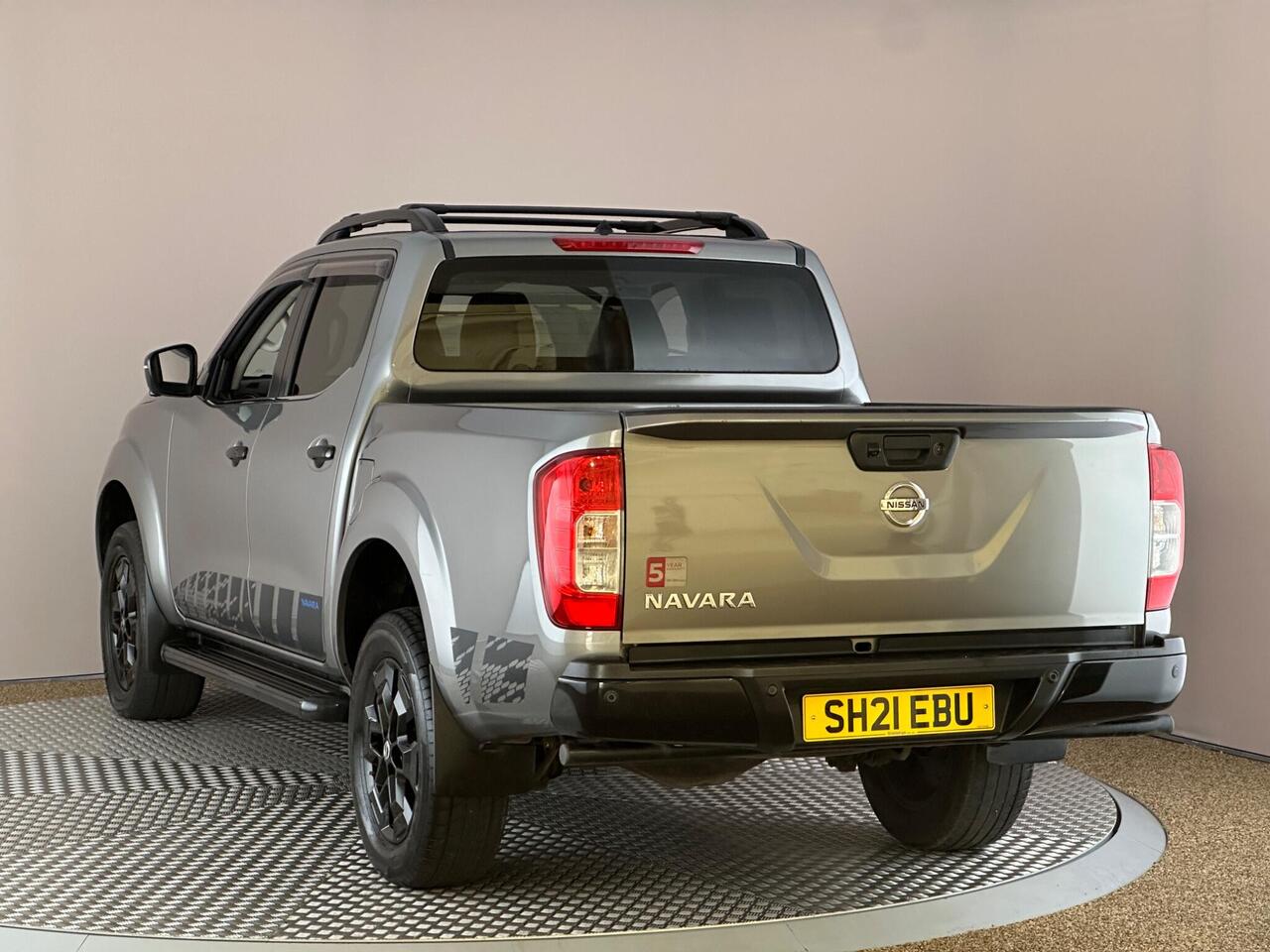 Nissan Navara SH21EBU
