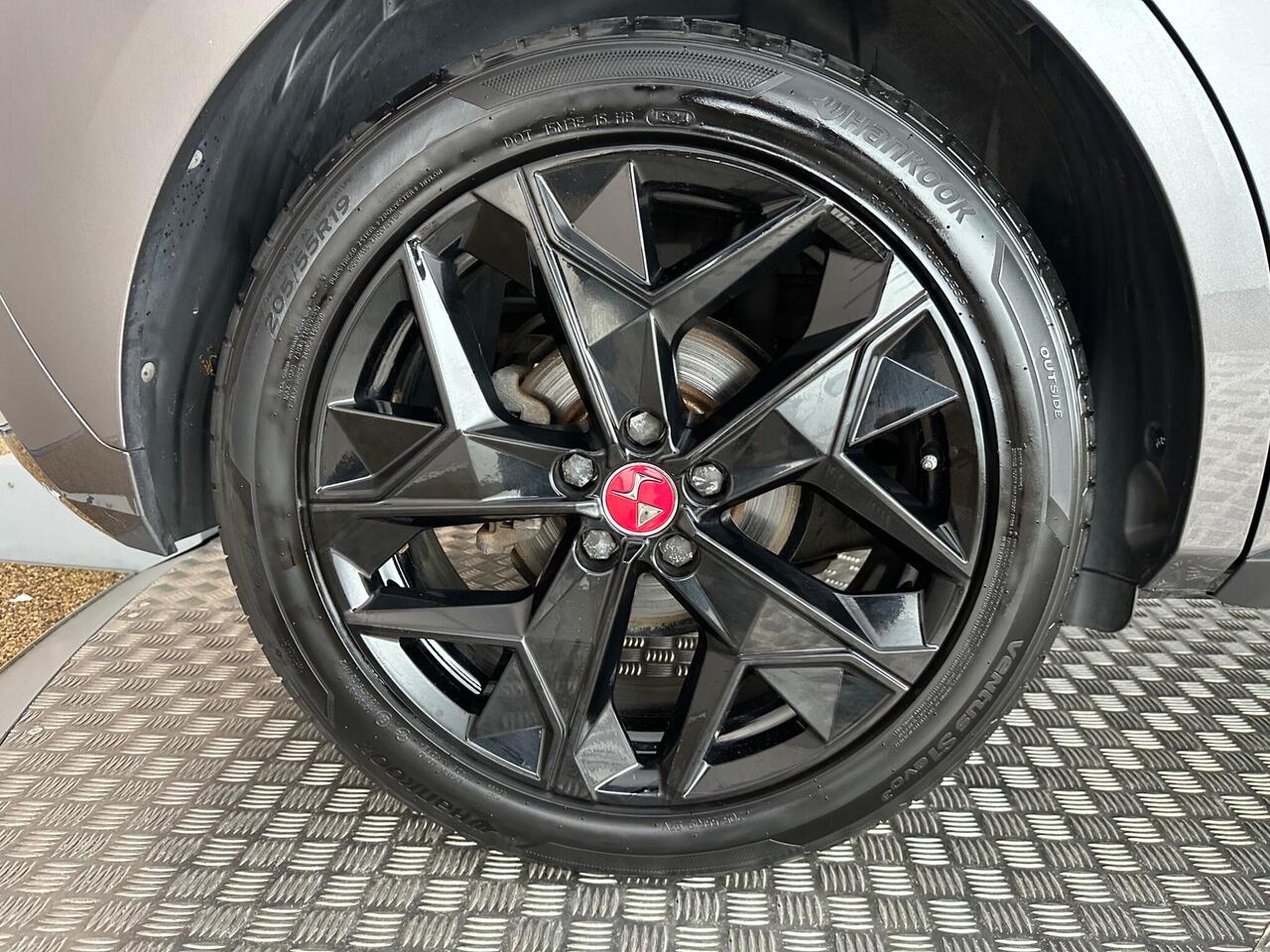 DS AUTOMOBILES DS 4 CF72HCK