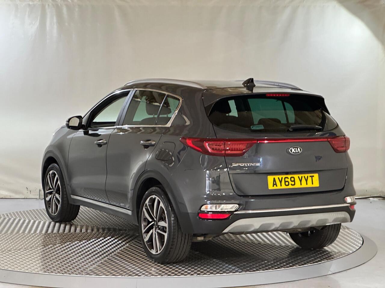 Kia Sportage AY69YYT