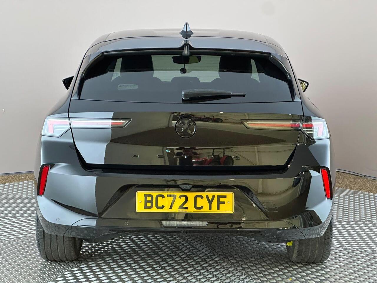 Vauxhall Astra BC72CYF