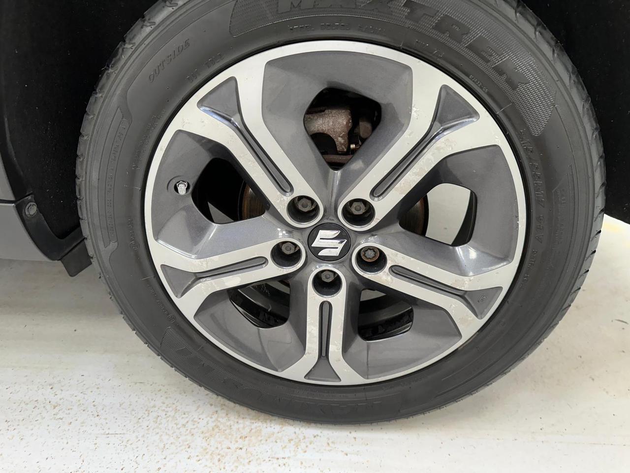 Suzuki Vitara YH16WND