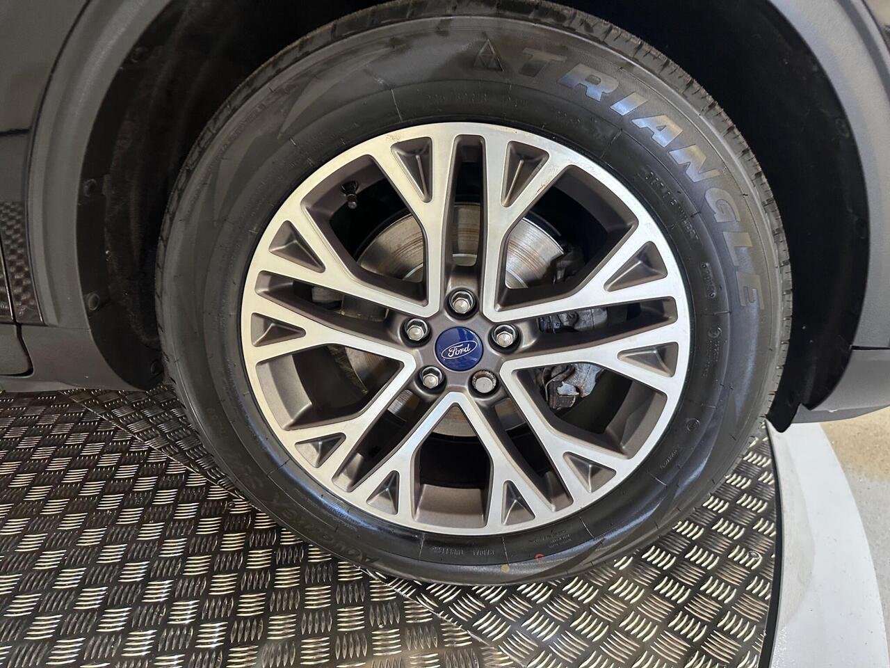 Ford Kuga AF21VKB