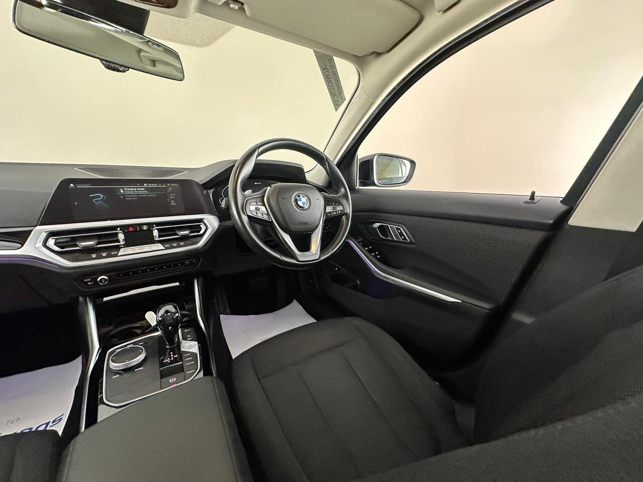 BMW 3 Series HK69NCE