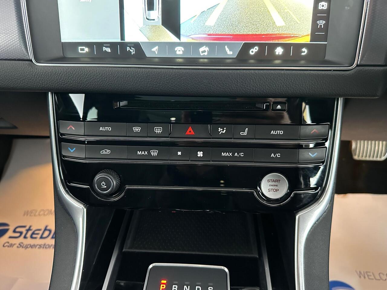 Jaguar XF VF17UOJ