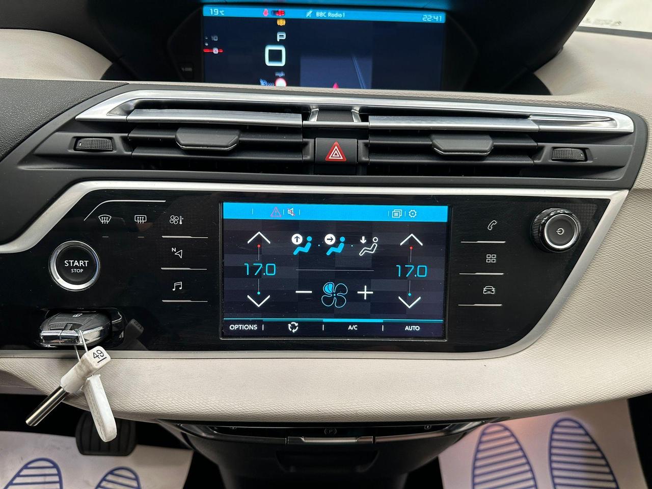 Citroen Grand C4 Picasso GP17LNN