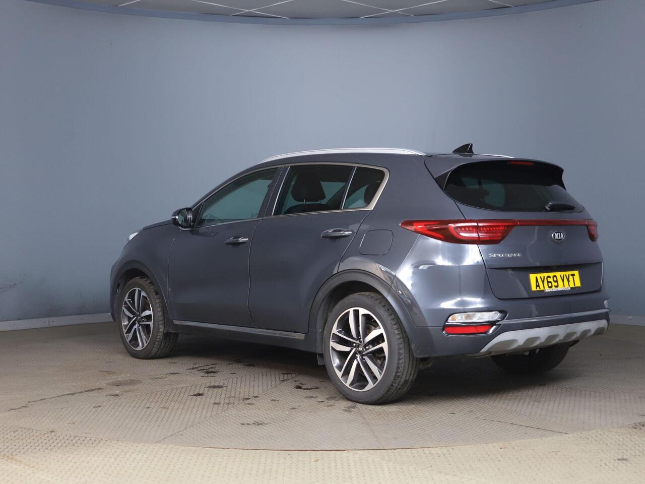 Kia Sportage AY69YYT